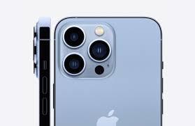 Caméra triple 12 MP de l'iPhone 13 Pro Max 128Go – mode Nuit et enregistrement vidéo 4K HDR.