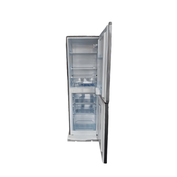 Intérieur du réfrigérateur Oscar 186L avec étagères réglables