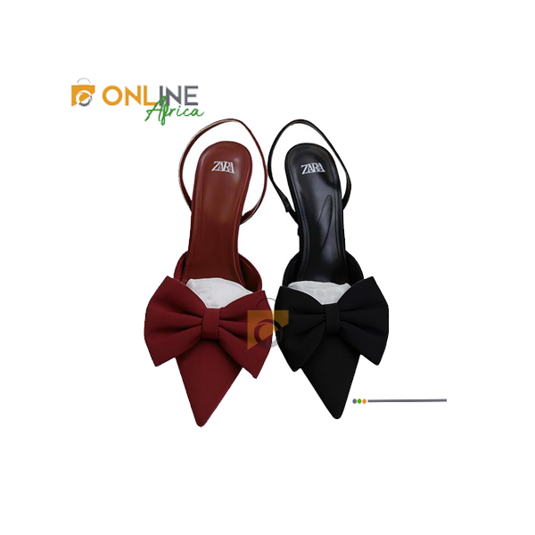 Paire d'escarpins noirs classiques à talon fin